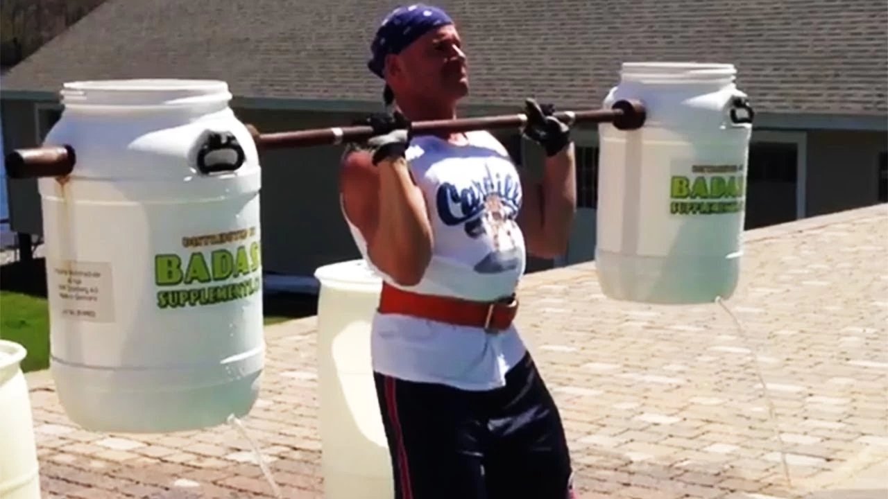 Εσείς θα μπορούσατε να κάνετε τη γυμναστική που κάνει αυτός ο 50χρονος;